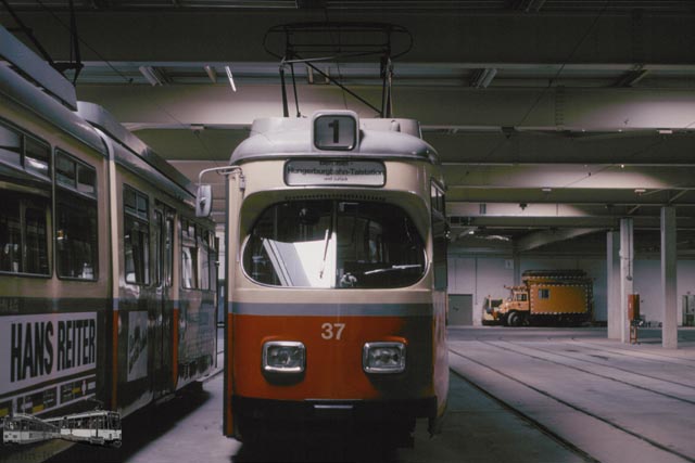 IVB (Innsbrucker Verkehrsbetriebe und Stubaitalbahn) 37